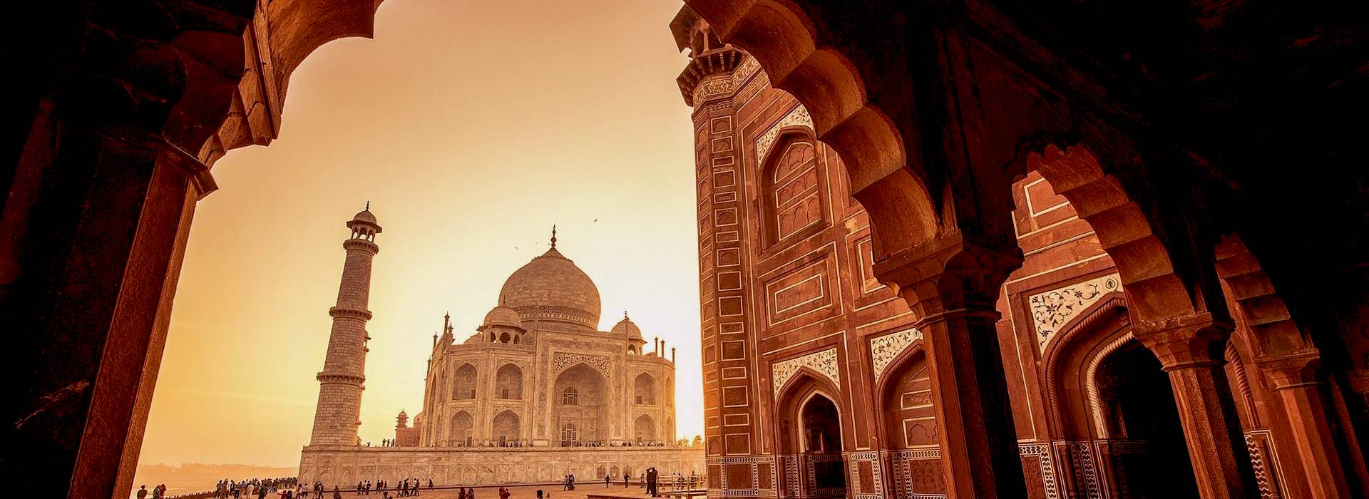 sunrise-taj-mahal-tour-from-delhi